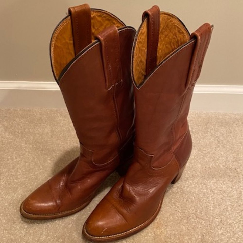 Frye vintage pull on cowboy boots size 8B